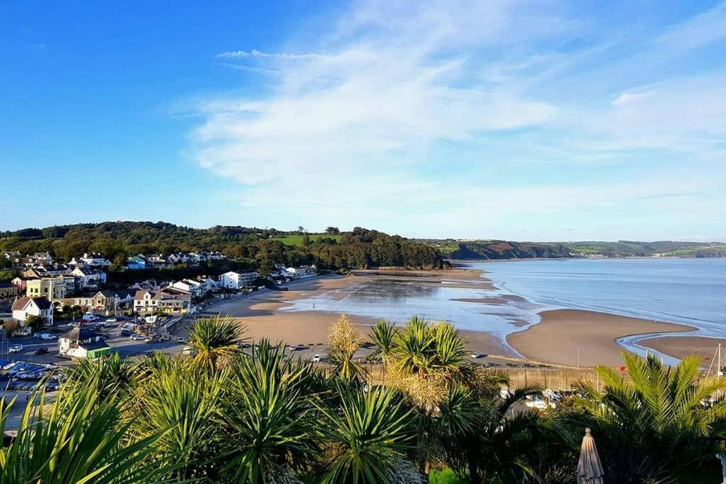 Beautiful Apartment With Private Pool Near Tenby Kilgetty Esterno foto