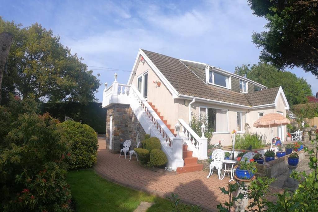 Beautiful Apartment With Private Pool Near Tenby Kilgetty Esterno foto