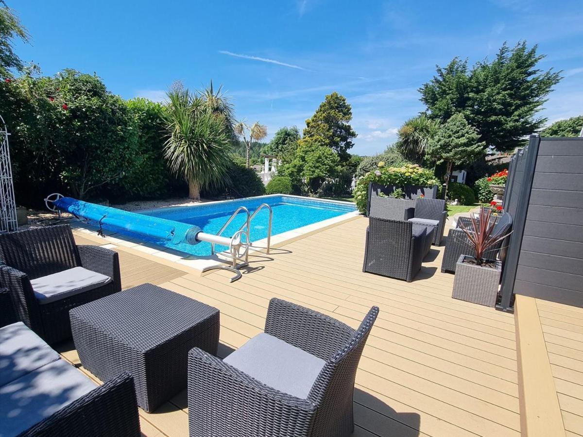 Beautiful Apartment With Private Pool Near Tenby Kilgetty Esterno foto
