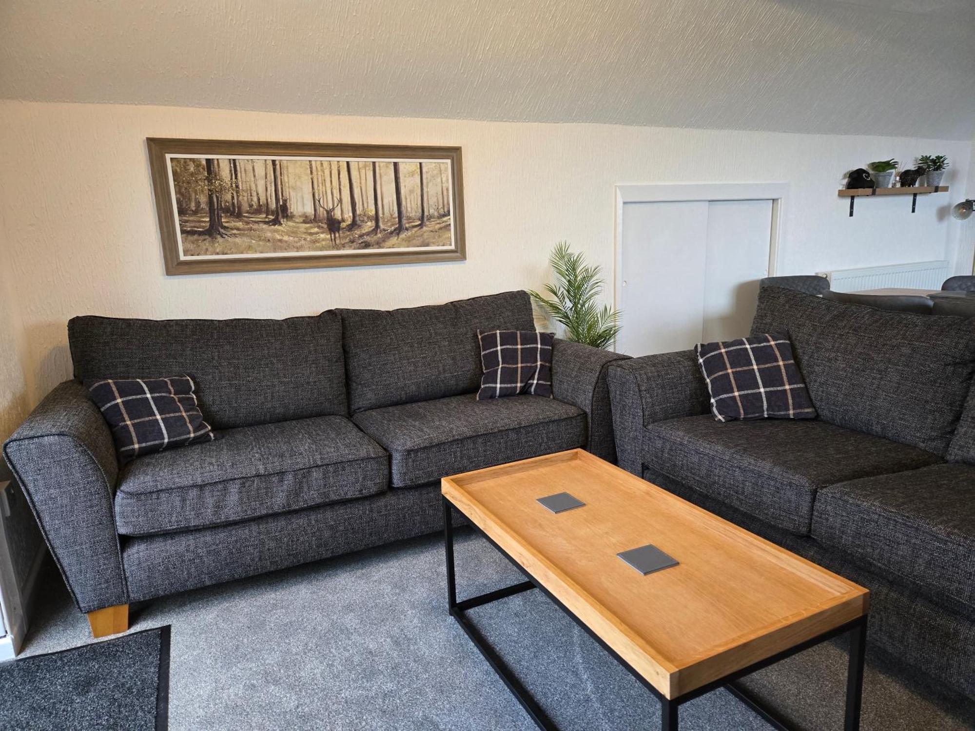 Beautiful Apartment With Private Pool Near Tenby Kilgetty Esterno foto